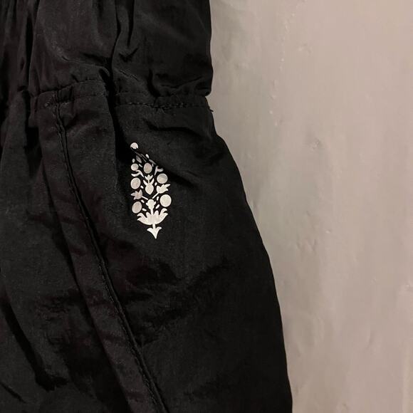 Free people movement black the way home shorts size xs - Picture 3 of 7